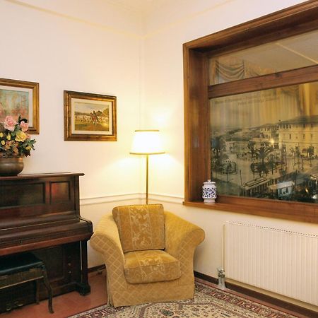 Hotel Coluccini Marina di Pietrasanta Bagian luar foto
