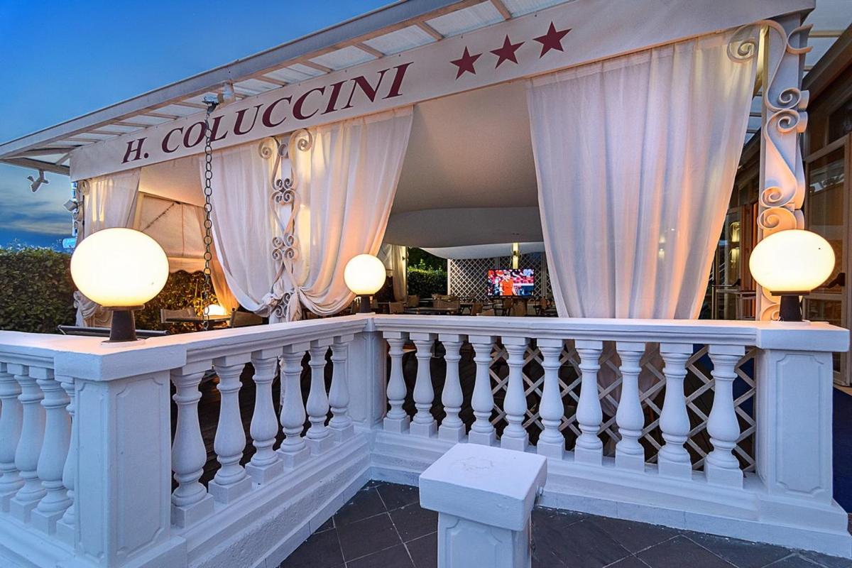 Hotel Coluccini Marina di Pietrasanta Bagian luar foto